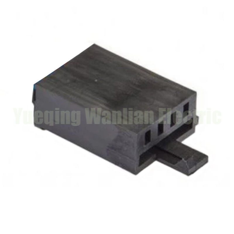 2110-3724341 اتصالات الکتریکی خودرو ضد آب سیاه 4 پین Tail Light Connector