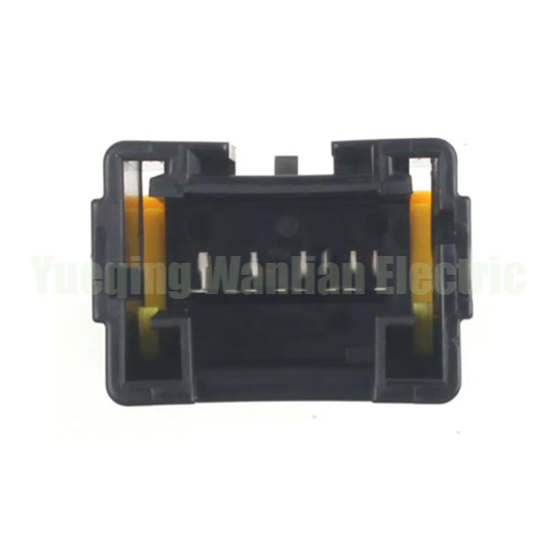 4 پین 98822-1041 ماشین کابل الکتریکی کانکتور AC مونتاژ لوازم جانبی اتومبیل فلک مرد
