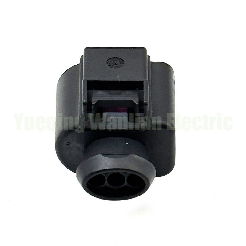 3 پین 8K0973703 کمپرسور هواپیمایی فشار سوئیچ فشار خروجی سنسور اتصال