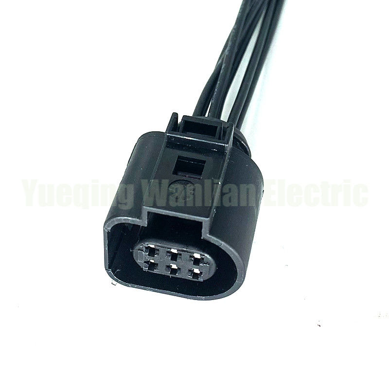 6 پین 1J0973713 1813139-1 42121700 3B0973813 اتوماتیک ACC سوکت درب قفل عقب رادار قطب دار