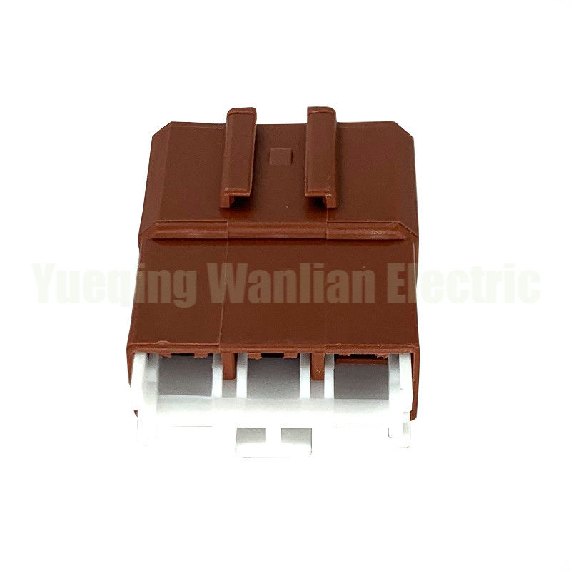 5 پین 6098-0216 آٹو آداپتور پلاستیکی پلگ اتصال کابل الکتریکی اتصال خودرو